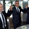Başkan adaylarından el ele gövde gösterisi