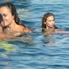 Sarp Apak sevgilisiyle tatilde