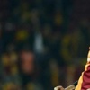 Melo imzayı attı Melo imzayı attı