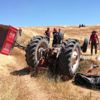 Sivas ta traktör devrildi: 1 ölü 1 yaralı Sivas ta traktör devrildi: 1 ölü 1 yaralı