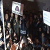 Cumhuriyet gazetesi önünde Charlie Hebdo protestosu Cumhuriyet gazetesi önünde Charlie Hebdo protestosu