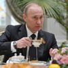 Putin güne çay içerek başlıyor
