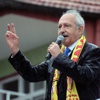 Kılıçdaroğlu, yağmura aldırış etmedi Kılıçdaroğlu, yağmura aldırış etmedi