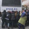 Boğaziçi Üniversitesi çevresinde toplanan gruplara gözaltı! HDP'li Hüda Kaya polislere vurdu