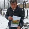 Kaybolan ineğini böyle arıyor Kaybolan ineğini böyle arıyor