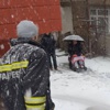 Karda Mahsur Kalan Engelli Vatandaşın Yolunu Deniz Suyuyla Açtılar Karda Mahsur Kalan Engelli Vatandaşın Yolunu Deniz Suyuyla Açtılar