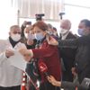 ﻿Meral Akşener eczacının veresiye defterini görünce şok oldu