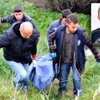 Cesedi asılı bulundu Cesedi asılı bulundu