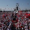 CHP’nin sunucusu Bozkurt: Maltepe Meydanı’nda bulunan 2 milyon kişiye sunuculuk yapıyorum CHP’nin sunucusu Bozkurt: Maltepe Meydanı’nda bulunan 2 milyon kişiye sunuculuk yapıyorum