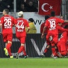 Leverkusen'e puanı Ömer Toprak getirdi Leverkusen'e puanı Ömer Toprak getirdi