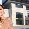 Demet Akalın'ın evinde haciz işlemi Demet Akalın'ın evinde haciz işlemi
