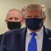 ABD Başkanı Trump, ilk kez maske takarken görüntülendi