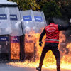 Çevik kuvvete, protestoculara müdahale eğitimi Çevik kuvvete, protestoculara müdahale eğitimi