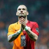 Sneijder’den Mou’ya tebrik!