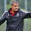 Şenol Güneş, Mitrovic'i Adanaspor kadrosuna almadı Şenol Güneş, Mitrovic'i Adanaspor kadrosuna almadı