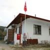 Hatice teyzenin bayrak isteği yerine getirildi! Duygulandıran anlar Hatice teyzenin bayrak isteği yerine getirildi! Duygulandıran anlar