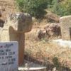 Defineciler 2 bin yıllık eserleri parçaladı