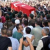Şehit cenazesinde gerginlik
