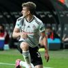 Beşiktaş'ta 50 bin lira alan Rıdvan Yılmaz da feda dedi Beşiktaş'ta 50 bin lira alan Rıdvan Yılmaz da feda dedi