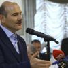 Süleyman Soylu: Kafaları birilerinin talimatlarıyla aynı nokta üzerinden devam ediyor Süleyman Soylu: Kafaları birilerinin talimatlarıyla aynı nokta üzerinden devam ediyor