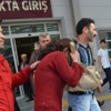 Çocuğunu döverek öldürdüğü iddiasıyla gözaltına alındı