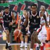 Beşiktaş Karşıyaka deplasmanından mutlu dönüyor!