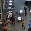 Usta ile çırak kavgasını film izler gibi izlediler