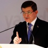 Davutoğlu'ndan muhalafete vize uayrısı: 'Köstek olmayın yeter'