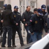 İzmir'de gözaItına alınan polisler adliyeye sevk edildi