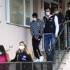 Ölü bebek şüphelileri adliyeye sevk edildi Ölü bebek şüphelileri adliyeye sevk edildi