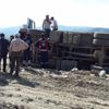 Osmancık'ta harfiyat kamyonu devrildi
