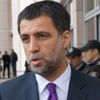 FETÖ'cü Hakan Şükür kendisine "hain" diyenleri tehdit etti FETÖ'cü Hakan Şükür kendisine "hain" diyenleri tehdit etti