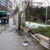 Kazada emniyet müdürlüğünün bahçe duvarı yıkıldı Kazada emniyet müdürlüğünün bahçe duvarı yıkıldı