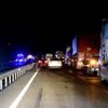 Konya da ata çarparak devrilen tırın sürücüsü öldü Konya da ata çarparak devrilen tırın sürücüsü öldü