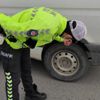 Kış lastiği taktırmayan sürücülere ceza yağdı Kış lastiği taktırmayan sürücülere ceza yağdı