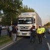 Şanlıurfa'da tırın çarptığı çocuk ağır yaralandı Şanlıurfa'da tırın çarptığı çocuk ağır yaralandı