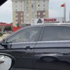Kucağında çocuğuyla araba kullandı, hem kendi canını hem trafik güvenliğini tehlikeye attı! Kucağında çocuğuyla araba kullandı, hem kendi canını hem trafik güvenliğini tehlikeye attı!