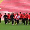 Göztepe, yeni stadında ilk antrenmanını yaptı Göztepe, yeni stadında ilk antrenmanını yaptı