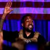 Kanye West, başkanlık kampanyasındaki ilk mitinginde gözyaşlarına boğuldu Kanye West, başkanlık kampanyasındaki ilk mitinginde gözyaşlarına boğuldu