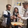 Korona mesaisi yapan doktor çift acil serviste nişanlandı Korona mesaisi yapan doktor çift acil serviste nişanlandı