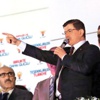Davutoğlu, 'Balkon'dan muhalefete çağrı yaptı: Yeni anayasa yapalım