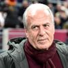 Mustafa Denizli: "Statlar sokaklardan daha güvenli" Mustafa Denizli: "Statlar sokaklardan daha güvenli"