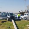Düğünden dönenlerin bulunduğu araç kaza yaptı: 4 yaralı Düğünden dönenlerin bulunduğu araç kaza yaptı: 4 yaralı