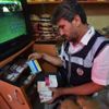 Bakkallardaki 'gizli eczanelere' polis baskını Bakkallardaki 'gizli eczanelere' polis baskını