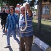 Arabasının vites kutusundan yılan çıktı!