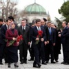 Davutoğlu Çifti Karanfille Geldi
