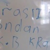 Okulu soyan hırsızlar arkalarında not bıraktı