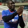 Demba Ba golle başladı