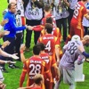 G.Saray'a alkış jesti