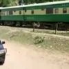 Tren otobüsle çarpıştı: 19 ölü Tren otobüsle çarpıştı: 19 ölü